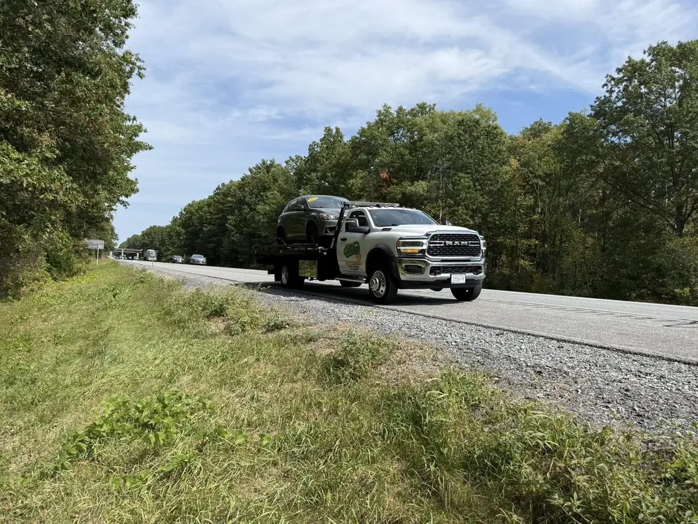 518 Tow flatbed on the Northway